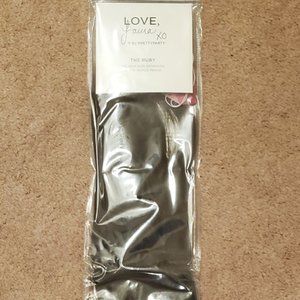 Original  Prettyparty Ruby! Never opened, in original packaging. DarkBrown.